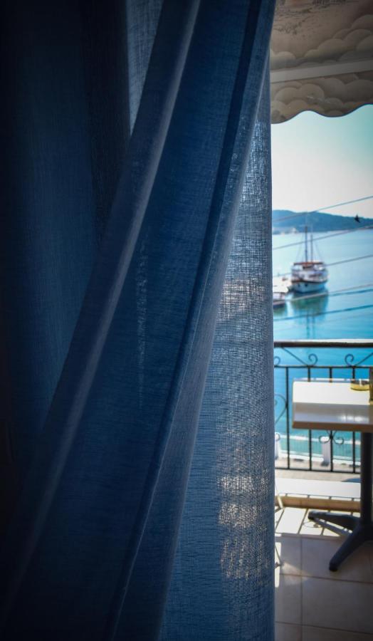 Glaros Blue Hotel Neos Marmaras Bagian luar foto