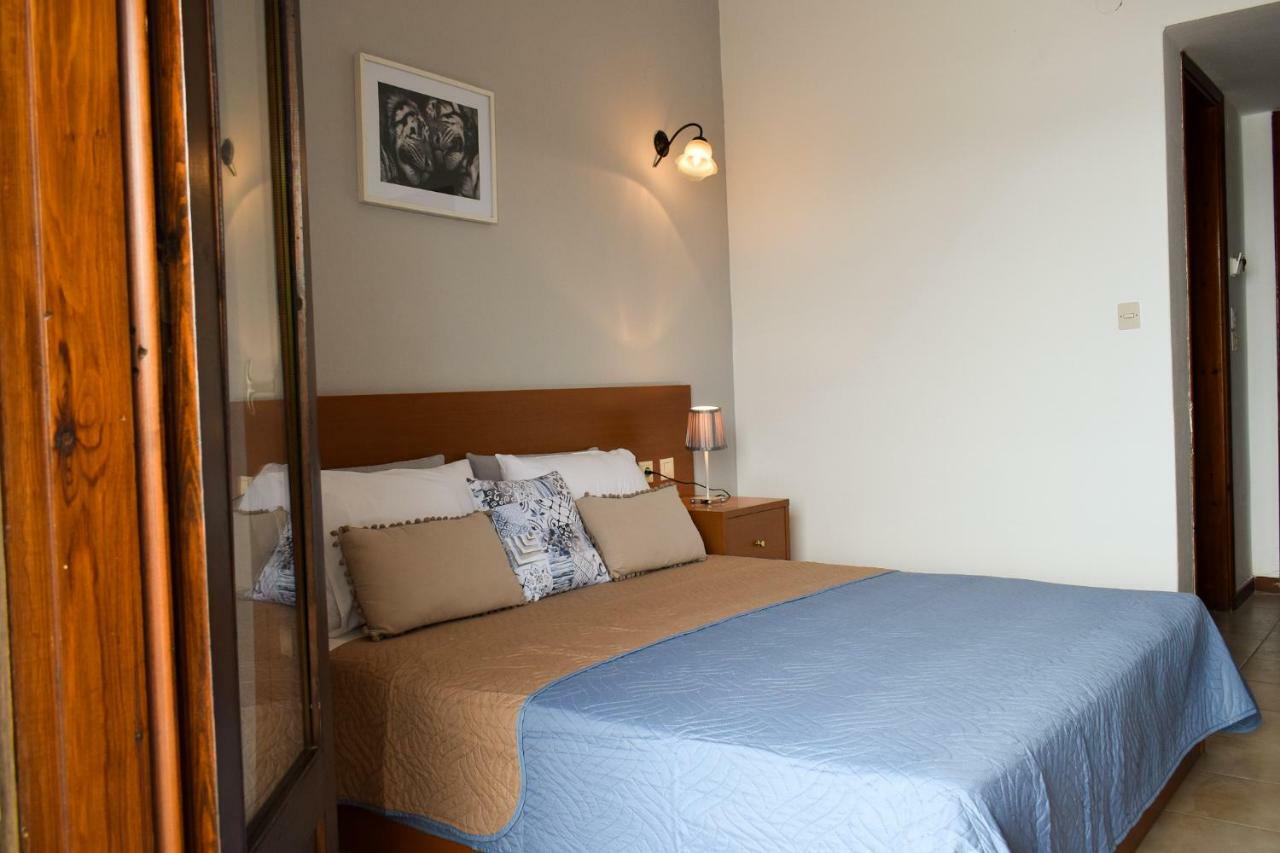 Glaros Blue Hotel Neos Marmaras Bagian luar foto