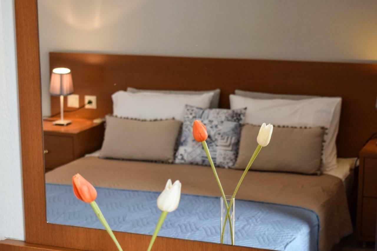 Glaros Blue Hotel Neos Marmaras Bagian luar foto